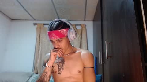 luis_as online show from March 19, 5:44 am