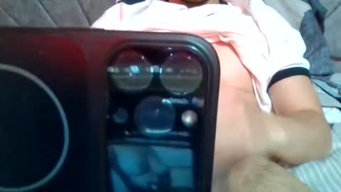 luis_vergon__ online show from August 2, 4:19 am