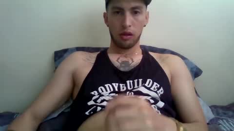 luis_vergon__ online show from August 13, 8:12 pm