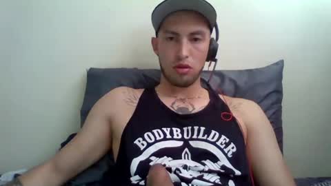 luis_vergon__ online show from August 15, 4:55 pm