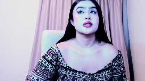 Luisa Diaz online show from August 2, 1:34 am