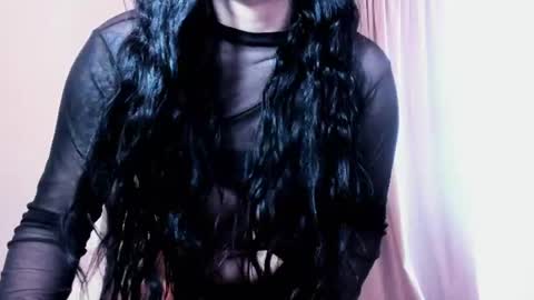 Luisa Diaz online show from August 14, 2:32 pm