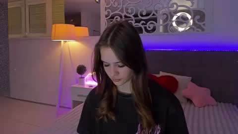 LuisaClover online show from August 14, 8:23 pm