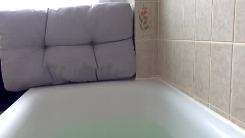 Luis Badx online show from April 16, 2:02 pm