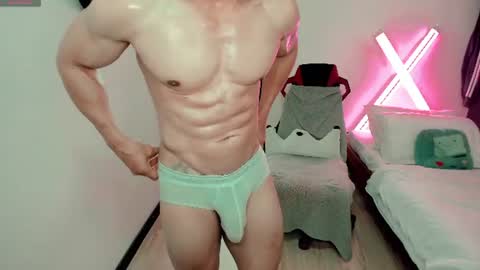 Luis Fer online show from June 20, 7:25 pm