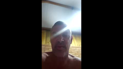 luismarcelo1972 online show from April 18, 3:33 am