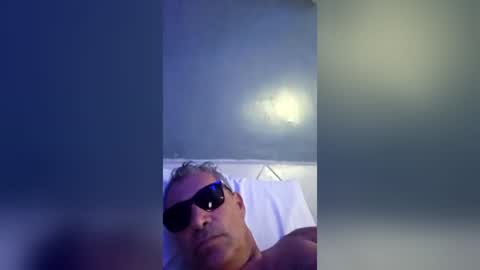 luismarcelo1972 online show from August 15, 7:18 pm
