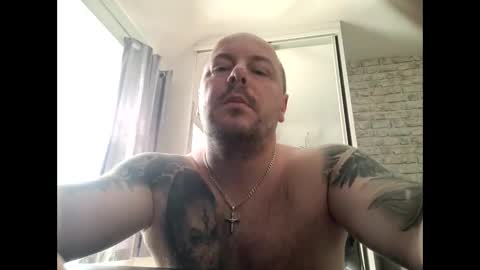 lukasz1808 online show from May 29, 3:58 pm