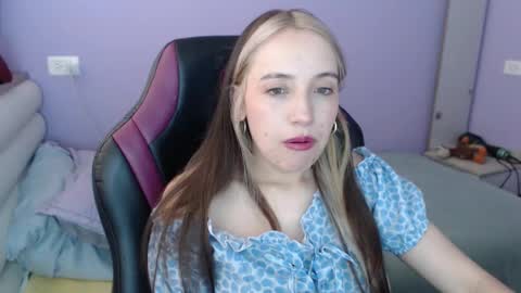 Vicky online show from March 17, 6:46 pm