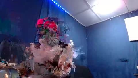 LulHbk online show from May 2, 11:47 am