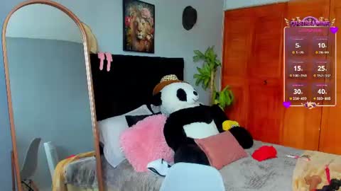 Lulu Lopez online show from August 14, 4:43 pm