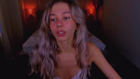 Alise online show from August 6, 11:31 am