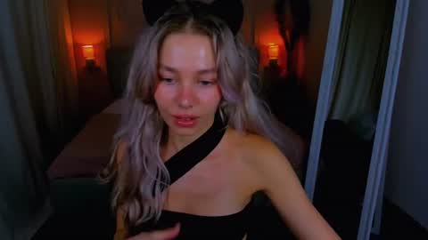 Alise online show from August 8, 11:49 pm