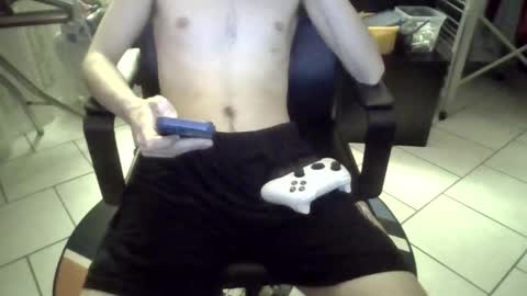 luluarsss online show from April 12, 10:01 pm