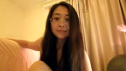 lulu laura online show from August 10, 3:52 am