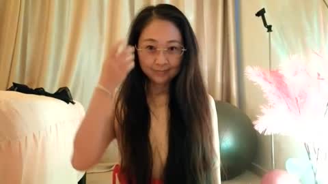 lulu laura online show from August 11, 6:54 pm