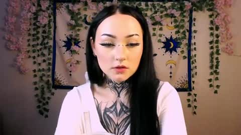 lulumayson online show from July 25, 3:05 pm