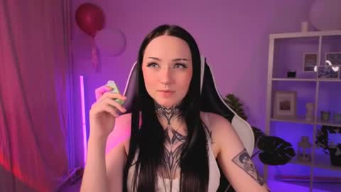 lulumayson online show from August 7, 12:38 pm
