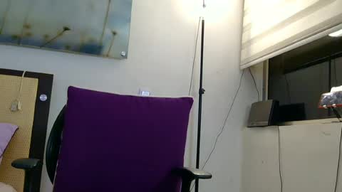 Lulusexx69 online show from August 3, 5:25 am