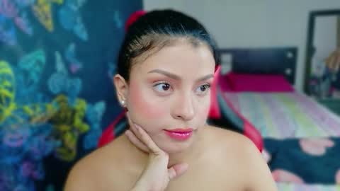 luluupeach69 online show from July 27, 6:35 pm