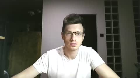 Andrew independent model 2000-0000 CET daily online show from August 7, 9:26 pm