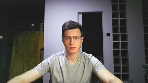 Andrew independent model 2000-0000 CET daily online show from August 10, 10:22 pm