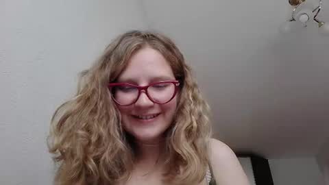 Lumi online show from July 25, 8:29 am