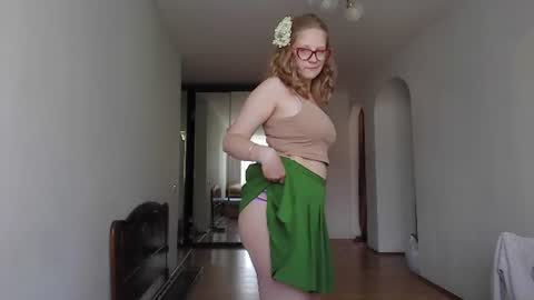 Lumi online show from July 26, 9:36 am