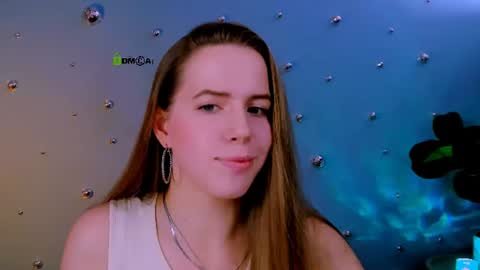 Sweet Lumi online show from September 4, 8:51 am
