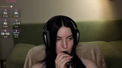 Lumi online show from August 5, 7:34 pm