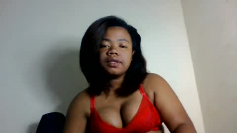 lumira_belle online show from July 23, 8:33 pm