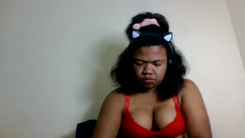 lumira_belle online show from July 27, 7:52 pm