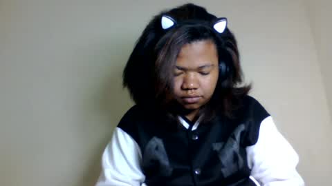 lumira_belle online show from July 28, 9:54 pm