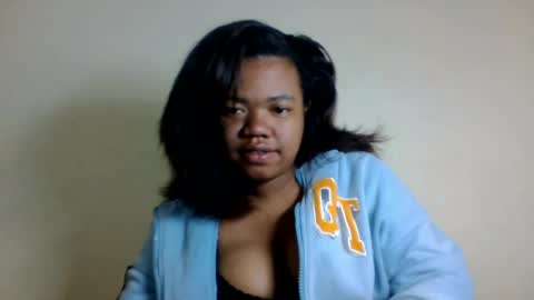 lumira_belle online show from August 12, 9:50 pm