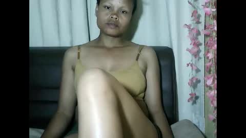 luna01mia online show from May 2, 1:59 pm