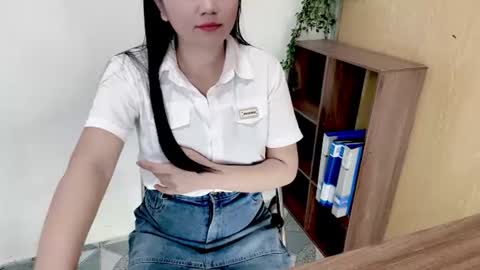 luna1599 online show from August 14, 9:24 am
