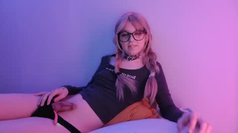 Luna online show from July 11, 11:33 pm
