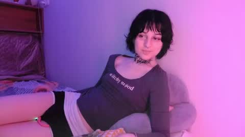 Luna online show from August 9, 12:00 am