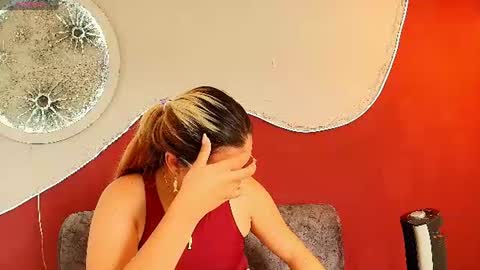 luna__velvet online show from August 15, 6:01 pm