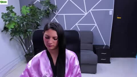 luna_bennett_ online show from March 20, 2:04 am