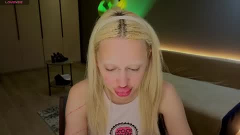 luna_beverly online show from August 1, 8:26 pm