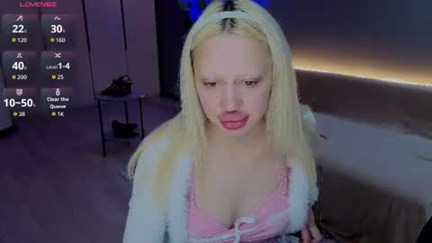 luna_beverly online show from August 8, 8:42 pm