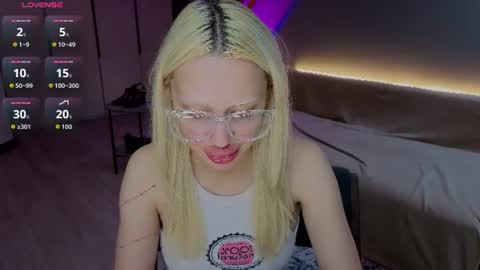 luna_beverly online show from August 9, 8:54 pm