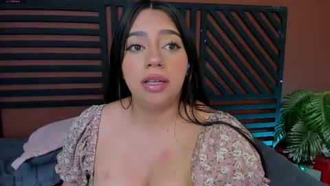 luna_cute14 online show from August 14, 9:51 pm