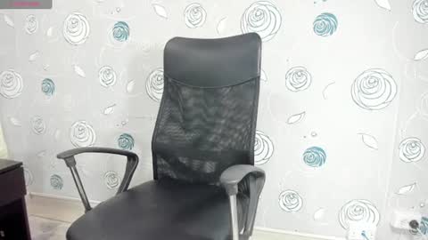 Luna Eva online show from August 4, 4:37 pm