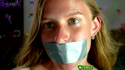 luna_evan online show from August 7, 10:59 am