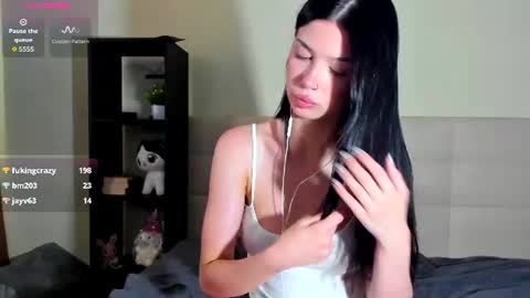 Hi everyone my name is Tina   online show from August 14, 8:51 am
