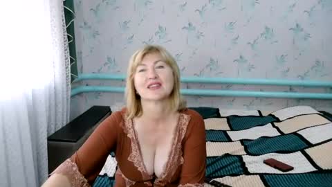 luna_lure11 online show from July 24, 11:35 am