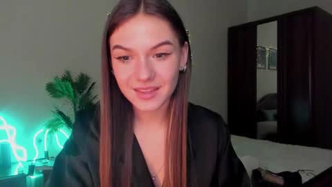 Luna online show from March 2, 5:42 pm