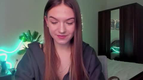Luna online show from March 3, 1:19 pm